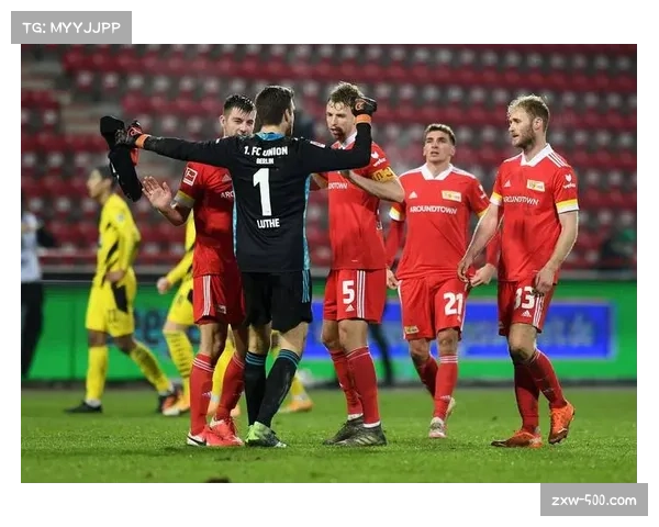 柏林联合主力后卫伤愈归队 主帅称其复出将改善球队防线