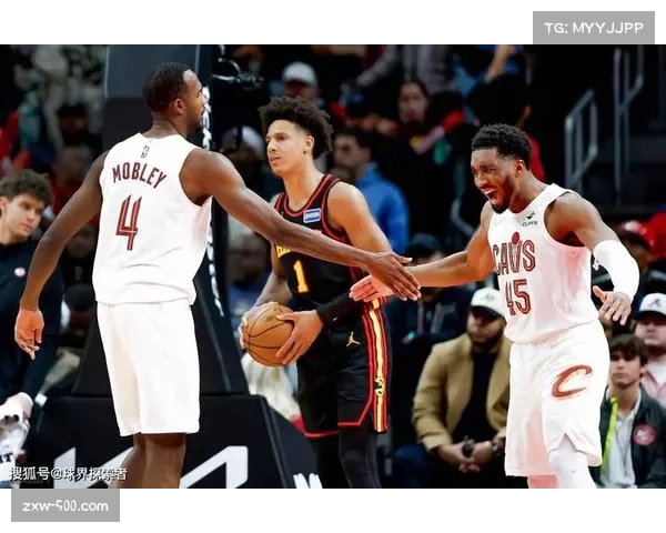 老鹰进攻多样性展现 奎克利32分带领球队多点开花 老鹰进攻多样性展现 奎克利32分带领球队多点开花